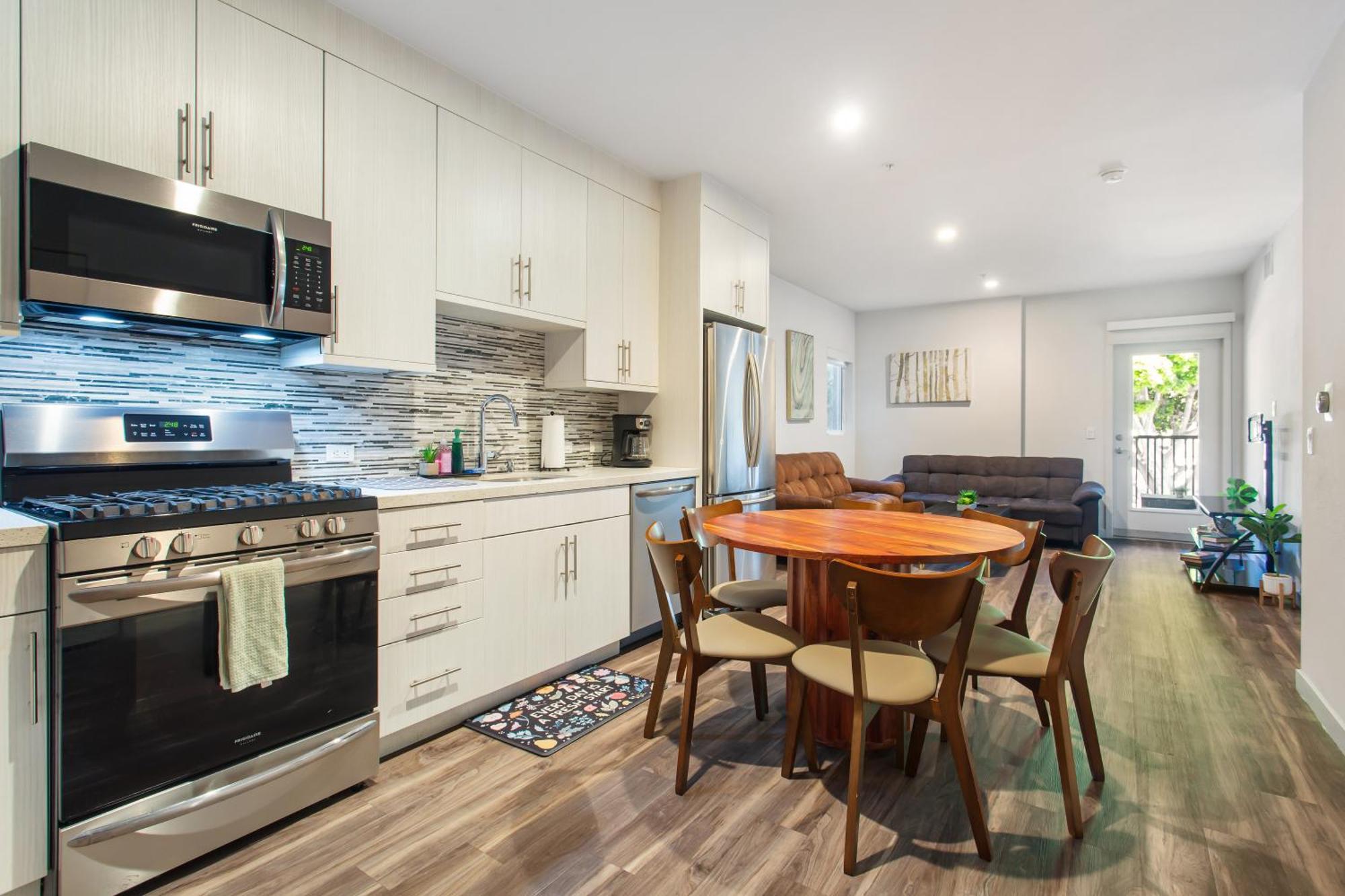 Luxury 2 Bedroom At The Heart Of Melrose Boulevard Hôtel capsule *